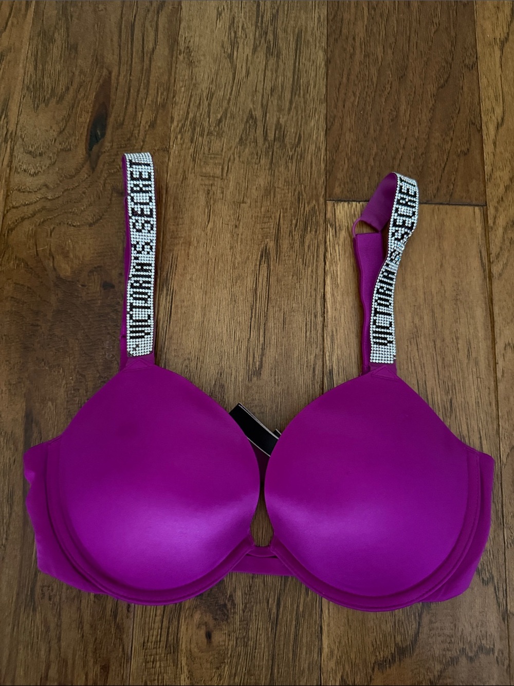 Victoria’s Secret Very Sexy Push-Up Bra 32D Purple Bling Logo Straps